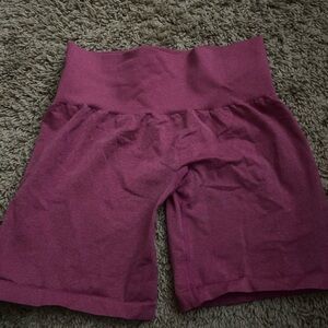 NVGTN Women's Berry Bike Shorts